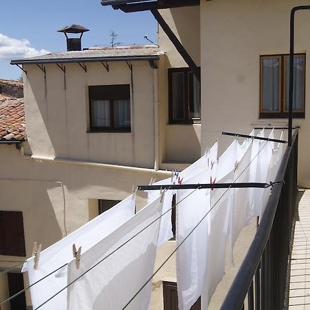 Fonda Domingo Hotel Lles Luaran gambar