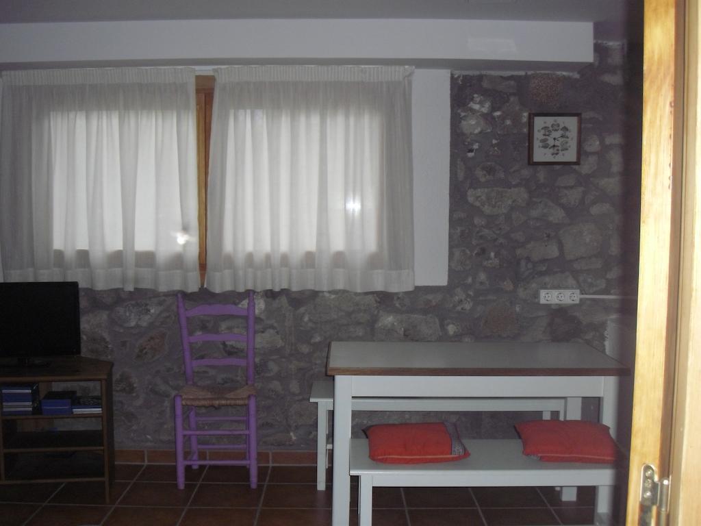 Fonda Domingo Hotel Lles Luaran gambar