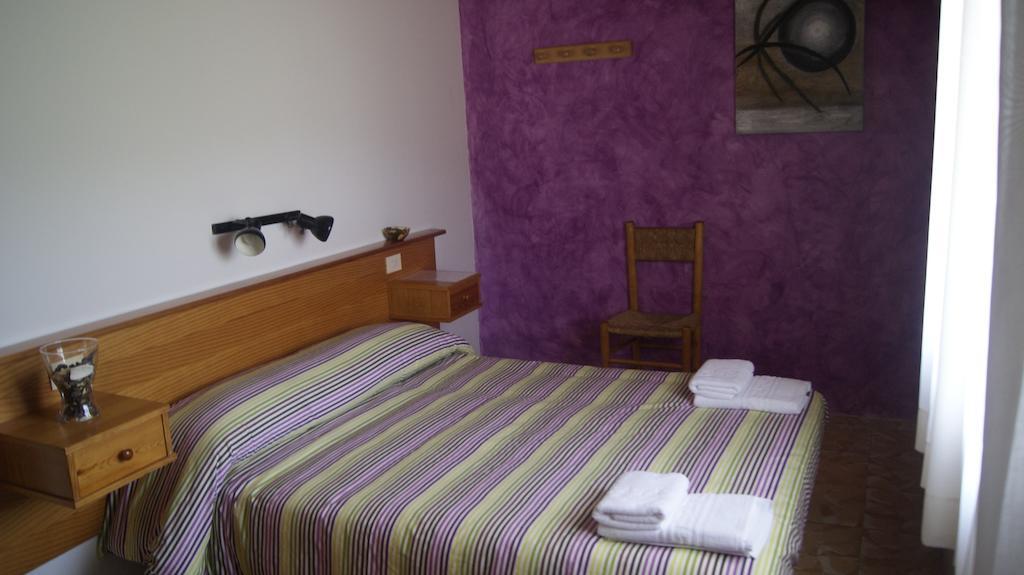 Fonda Domingo Hotel Lles Luaran gambar